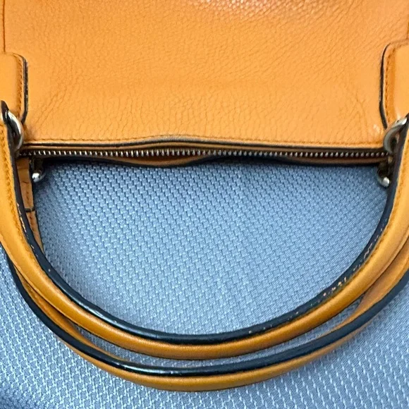 Authentic GUCCI Pebbled Calfskin Small Soho Top Handle Bag Curcuma- preowned - Picture 16 of 16